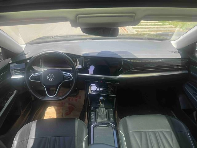 Volkswagen Passat 2022 330TSI Star Deluxe Edition interior photo 17