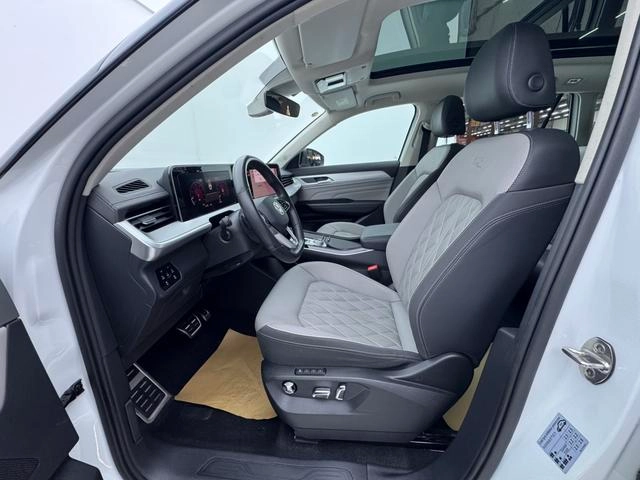 Volkswagen Tavendor 2024 380TSI Tracción a las cuatro ruedas R-line Versión de desfile interior foto 11