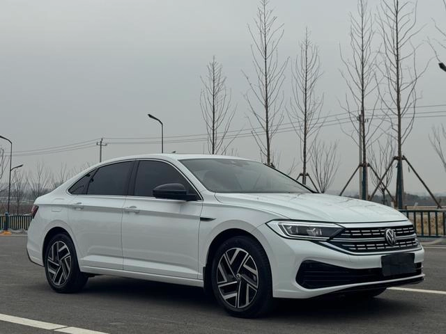 Volkswagen Sagitar 2023 300TSI DSG Premium Edition exterior photo 3