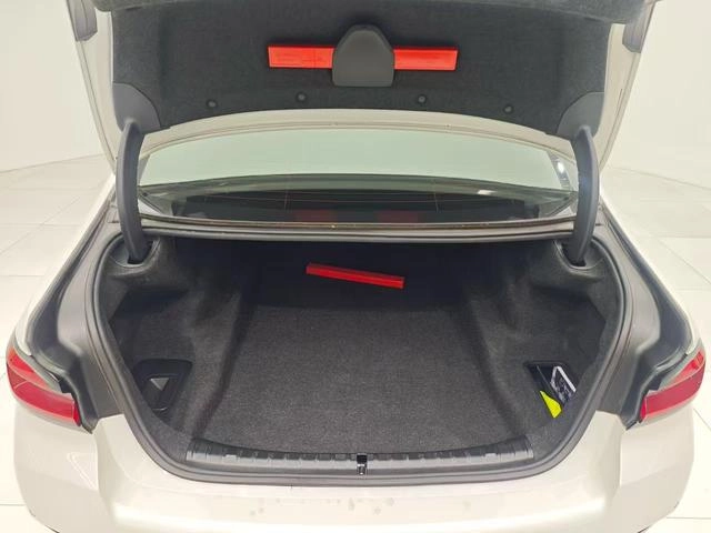 BMW 5 Series 2022 Second change 530Li Premium Class M Sports suit interior photo 8