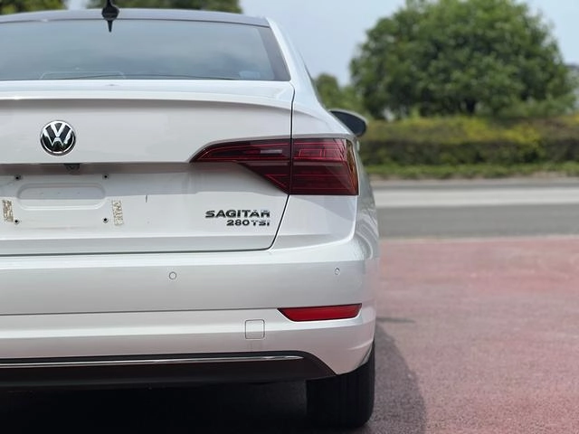 Volkswagen Sagitar 2021 280TSI DSG Premium Edition exterior photo 7