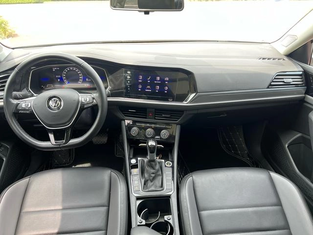 Volkswagen Sagitar 2021 280TSI DSG Premium Edition interior photo 12
