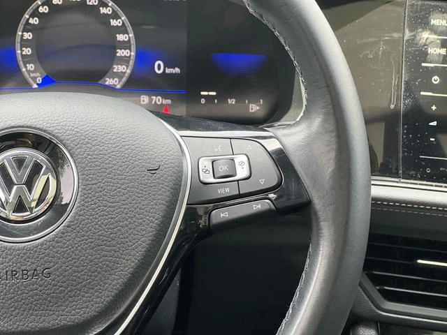Volkswagen Sagitar 2021 280TSI DSG Premium Edition interior photo 20