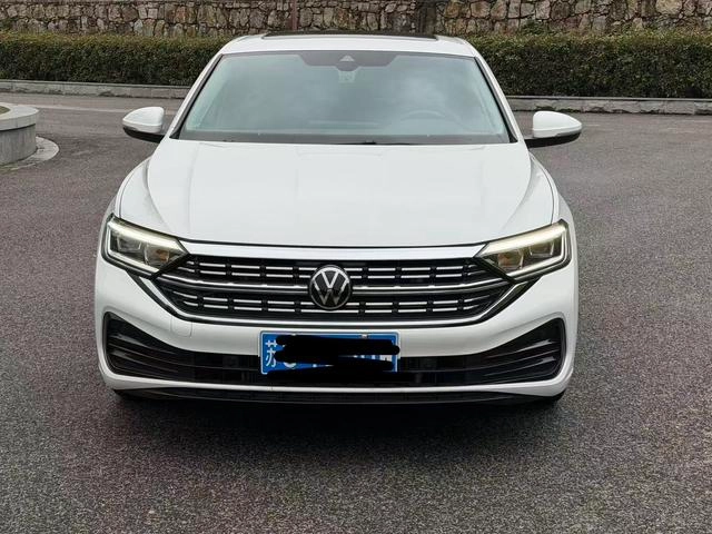 Volkswagen Sagitar 2023 300TSI DSG Premium Edition exterior photo 2