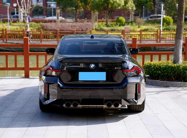 BMW M2 2024 M2 Coupé exterior foto 5 BMW M2 2024 M2 Coupé exterior foto 5