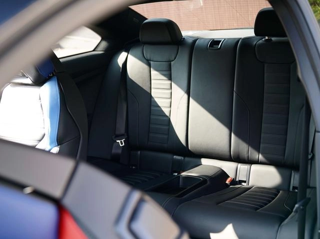 BMW M2 2024 M2 Coupé interior foto 9 BMW M2 2024 M2 Coupé interior foto 9