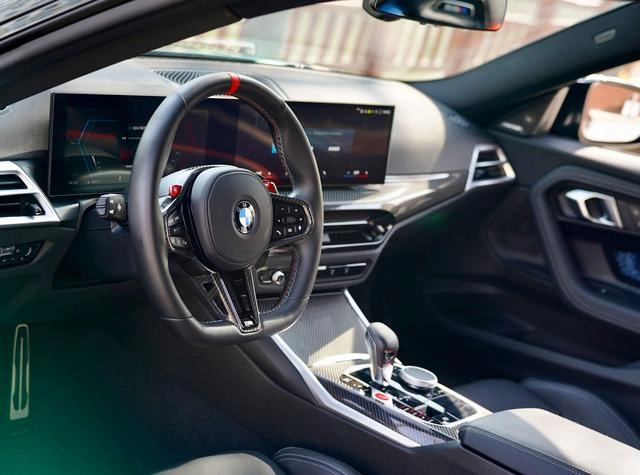 BMW M2 2024 M2 Coupé interior foto 10 BMW M2 2024 M2 Coupé interior foto 10