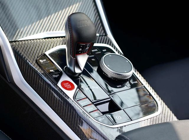 BMW M2 2024 M2 Coupé interior foto 12 BMW M2 2024 M2 Coupé interior foto 12