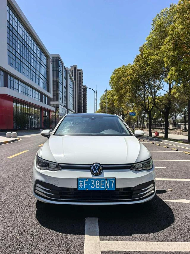 Volkswagen Golf 2024 280TSI DSG Pro Enjoyment Edition exterior photo 2