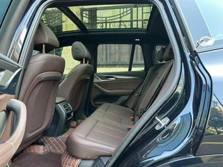 BMW X3 2022 Вторичная модификация xDrive30i Премиум-класса M Ночной костюм экстерьер фото 5