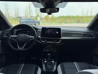 Volkswagen T-Roc 2024 300TSI DSG Chen Guang Edition interior photo 12