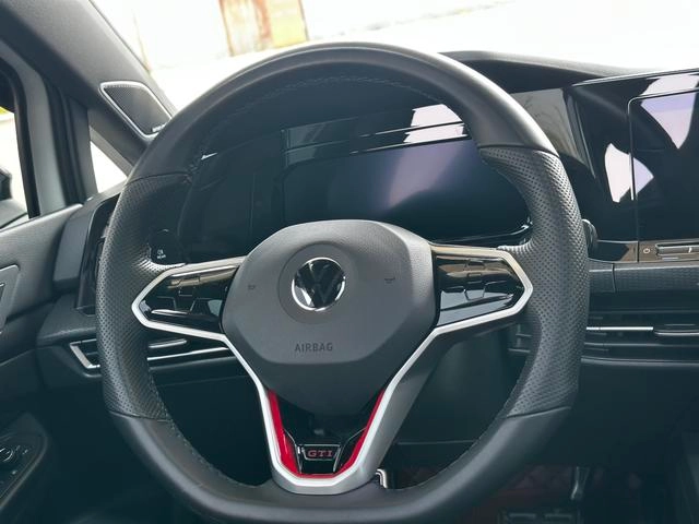 Volkswagen Golf GTI 2021 380TSI DSG GTI interior photo 17