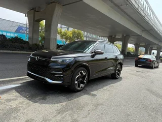 Volkswagen Tiguan L 2024 Pro 330TSI Два привода R-Line Умный воротник версия