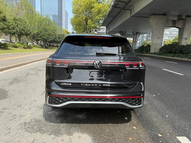 Volkswagen Tiguan L 2024 Pro 330TSI Dos tracciones R-Line Edición de collar inteligente exterior foto 6