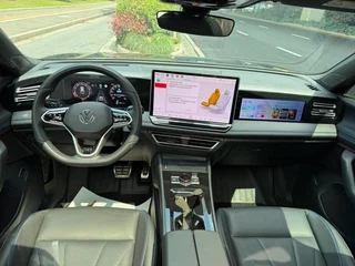 Volkswagen Tiguan L 2024 Pro 330TSI Dos tracciones R-Line Edición de collar inteligente interior foto 11