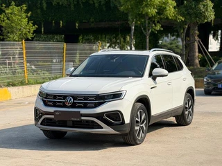 Volkswagen Tayron 2024 300TSI Tracción a dos ruedas de lujo Plus Versión avanzada