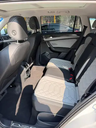 Volkswagen Tayron 2024 300TSI Двухприводный люкс Plus Расширенная версия интерьер фото 11