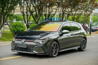 Volkswagen Golf GTI 2021 380TSI DSG GTI