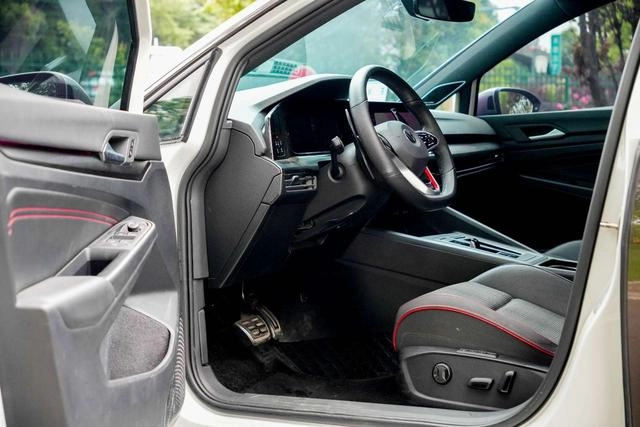 Volkswagen Golf GTI 2021 380TSI DSG GTI intérieur photo 12