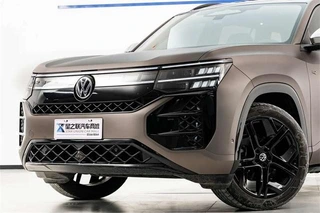 Volkswagen Teramont 2025 Teramont Pro 450TSI Four-wheel drive peak version exterior photo 2