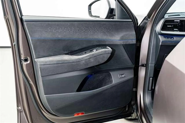 Volkswagen Teramont 2025 Teramont Pro 450TSI Four-wheel drive peak version interior photo 18