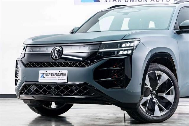 Volkswagen Teramont 2025 Teramont Pro 450TSI Four-wheel drive vertical and horizontal version exterior photo 2