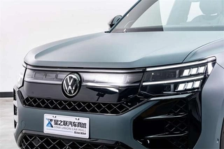Volkswagen Teramont 2025 Teramont Pro 450TSI Four-wheel drive vertical and horizontal version exterior photo 4