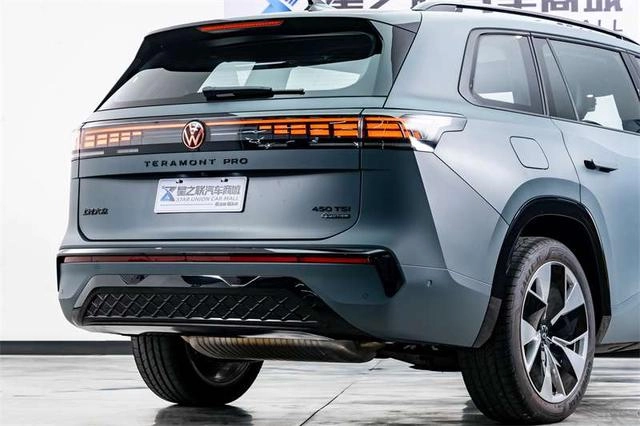 Volkswagen Teramont 2025 Teramont Pro 450TSI Four-wheel drive vertical and horizontal version exterior photo 7