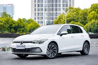 Volkswagen Golf 2021 200TSI DSG Pro
