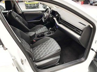 Volkswagen Sagitar 2023 300TSI DSG Premium Edition exterior photo 5