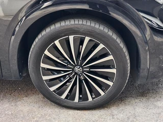 Volkswagen Viloran 2024 380TSI Премиум-версия интерьер фото 7