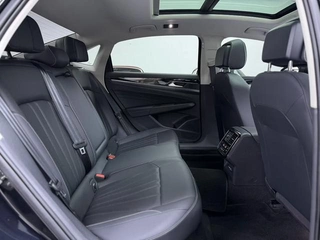 Volkswagen Passat 2025 outstanding 380TSI Longteng Edition exterior photo 4