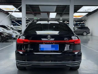 Volkswagen Passat 2025 outstanding 380TSI Longteng Edition interior photo 8