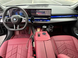 BMW 5 Series 2025 Restyling 530Li Leading Type M Sports suit interior photo 10