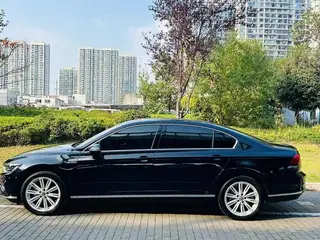 Volkswagen Magotan 2021 330TSI DSG 30 Anniversary Edition exterior photo 3