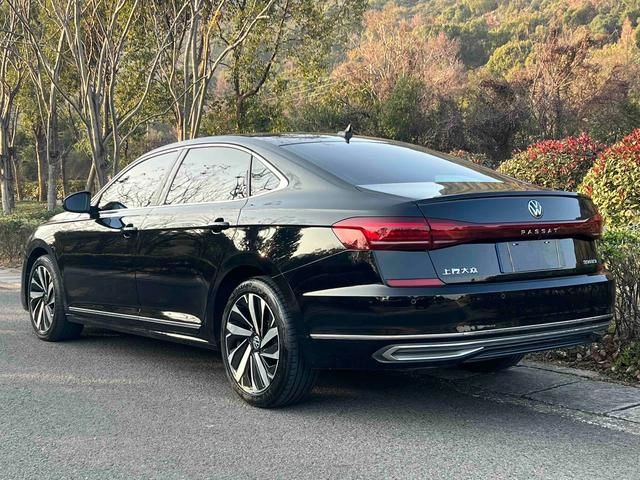 Volkswagen Passat 2022 330TSI Звездное небо элитное издание экстерьер фото 7 Volkswagen Passat 2022 330TSI Звездное небо элитное издание экстерьер фото 7
