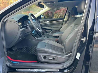 Volkswagen Passat 2022 330TSI Звездное небо элитное издание экстерьер фото 10 Volkswagen Passat 2022 330TSI Звездное небо элитное издание экстерьер фото 10
