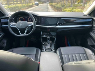 Volkswagen Passat 2022 330TSI Звездное небо элитное издание интерьер фото 12 Volkswagen Passat 2022 330TSI Звездное небо элитное издание интерьер фото 12