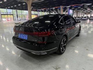 Volkswagen Passat 2023 330TSI Elite Edition interior photo 11 Volkswagen Passat 2023 330TSI Elite Edition interior photo 11