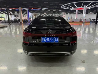 Volkswagen Passat 2023 330TSI Elite Edition interior photo 12 Volkswagen Passat 2023 330TSI Elite Edition interior photo 12