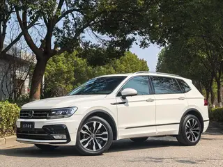 Volkswagen Tiguan L 2021 330TSI Automatic two-wheel drive R-Line Enjoy more version exterior photo 1
