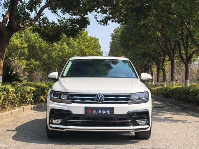 Volkswagen Tiguan L 2021 330TSI Automatic two-wheel drive R-Line Enjoy more version exterior photo 2