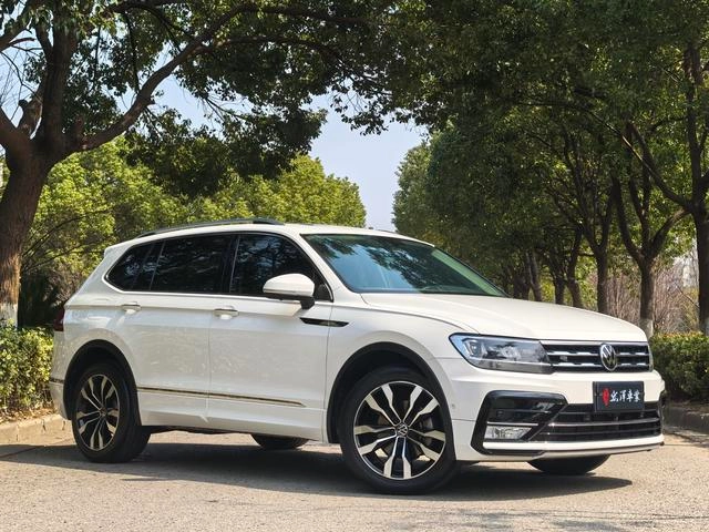 Volkswagen Tiguan L 2021 330TSI Automatic two-wheel drive R-Line Enjoy more version exterior photo 3
