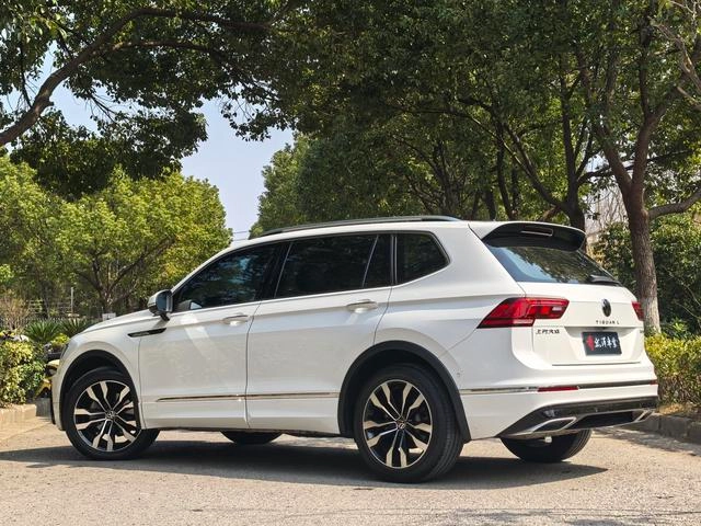 Volkswagen Tiguan L 2021 330TSI Automatic two-wheel drive R-Line Enjoy more version exterior photo 5