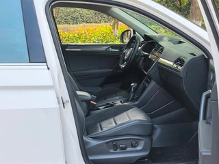Volkswagen Tiguan L 2021 330TSI Automatic two-wheel drive R-Line Enjoy more version interior photo 12