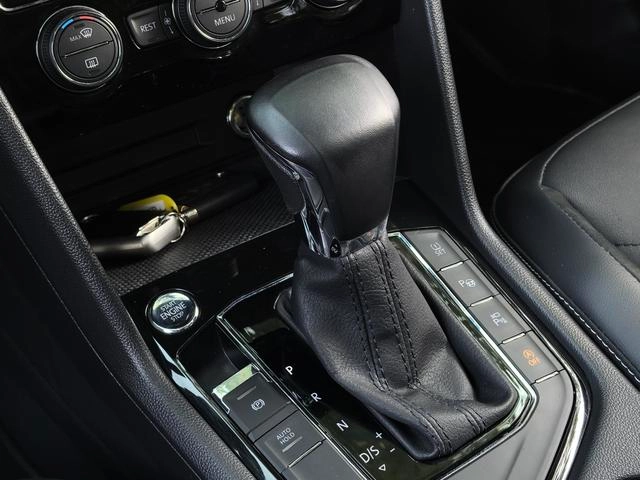 Volkswagen Tiguan L 2021 330TSI Automatic two-wheel drive R-Line Enjoy more version interior photo 18