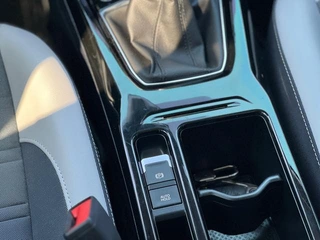 Volkswagen Tharu 2025 New talent 300TSI Sharp Edition interior photo 17