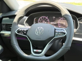 Volkswagen Passat 2022 330TSI Star Elite Edition exterior photo 9