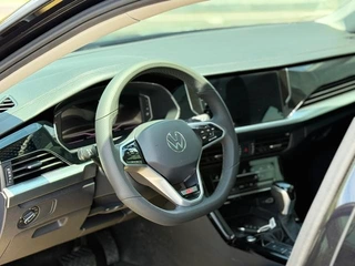 Volkswagen Passat 2022 330TSI Star Elite Edition interior photo 17