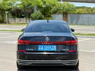 Volkswagen Passat 2022 330TSI Star Elite Edition interior photo 19
